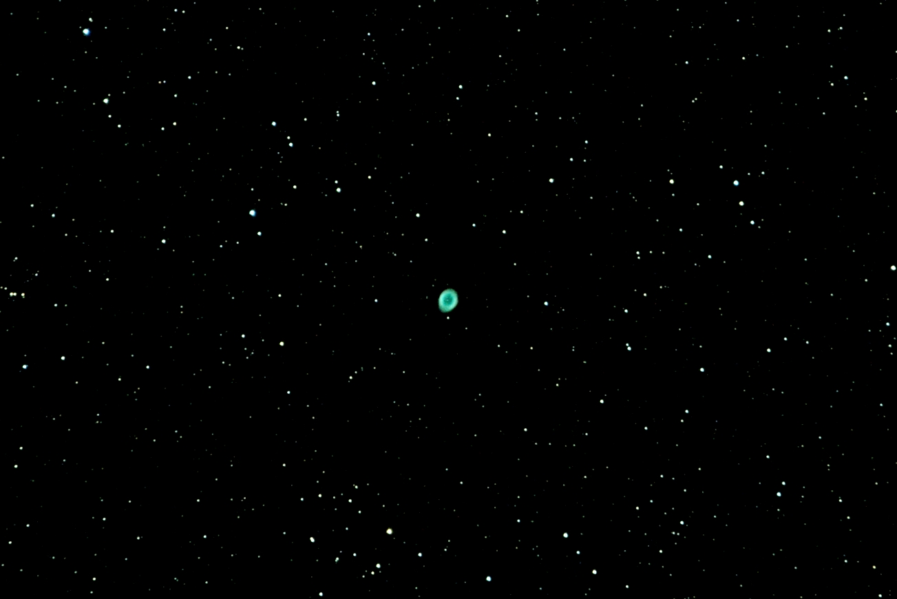 /img/astrophoto/CC_BY_SA_aurelien_genin/20230624_M57 (600mm + R6).jpg